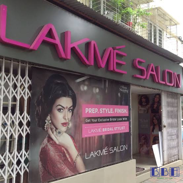 Lakmé Salon Hill Road Bandra West Mumbai
